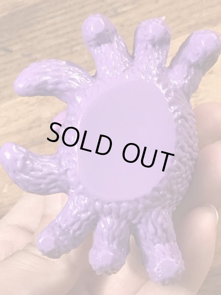 90年代のマクドナルドのマックナゲットバディーズのビンテージのハッピーミールトイ