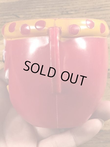 アドバタイジングキャラクターのファニーフェイスのビンテージのマグカップ