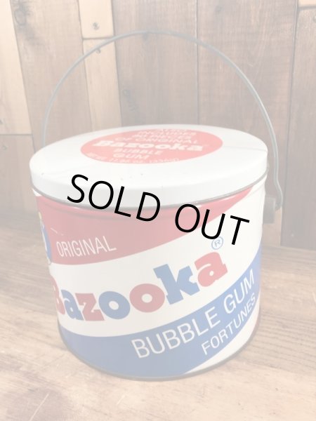 Topps社製のBazookaのヴィンテージのTin缶