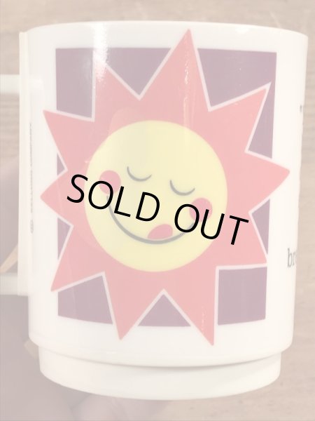 ケロッグのレーズンブランのビンテージのマグカップ