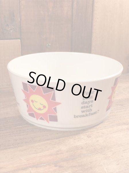 ケロッグのアドバタイジング物のビンテージのシリアルボウル