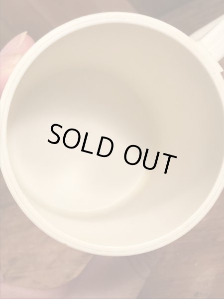 ケロッグのレーズンブランのビンテージのマグカップ