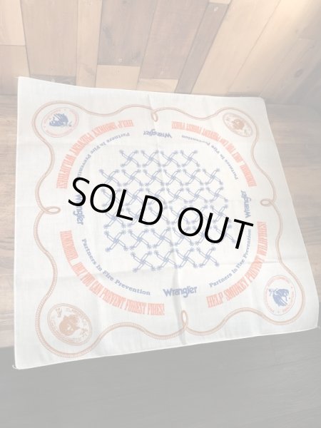 80年代のスモーキーベアとラングラーのビンテージのバンダナ