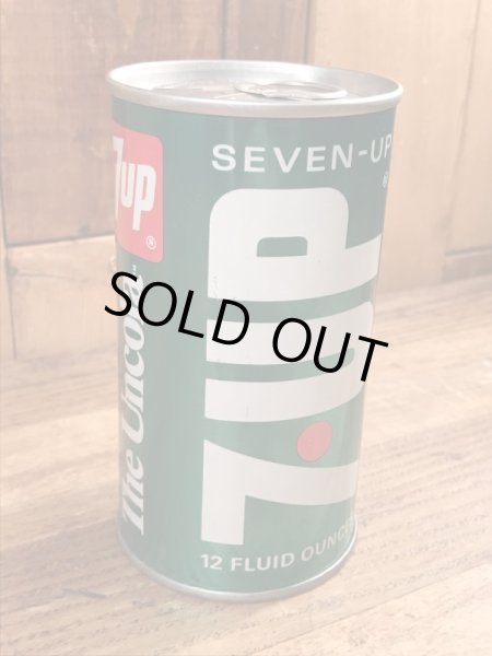 70年代の7upのビンテージのオルゴール缶