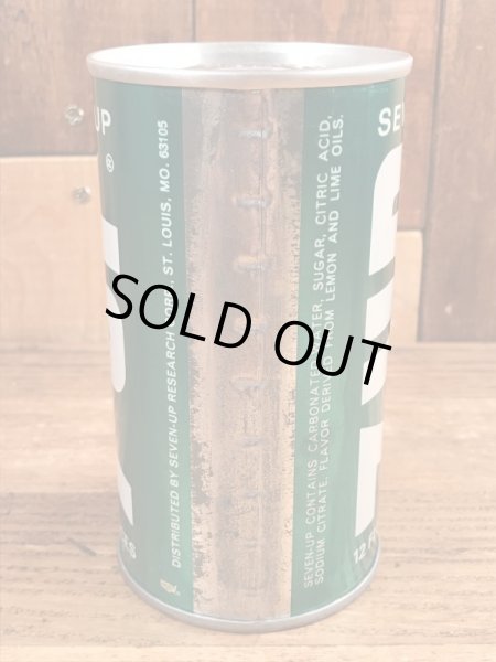 70年代のセブンアップのヴィンテージのTin缶