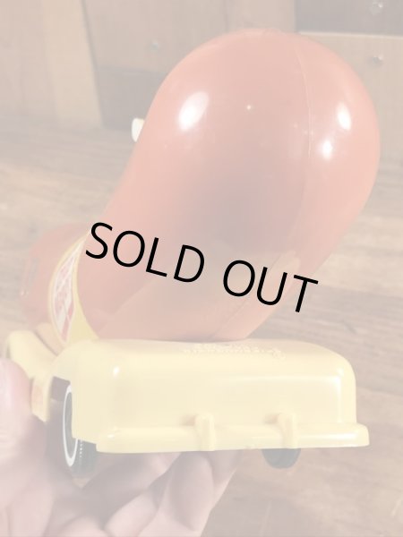 リトルオスカーメイヤーのウインナーモービルのヴィンテージのおもちゃ