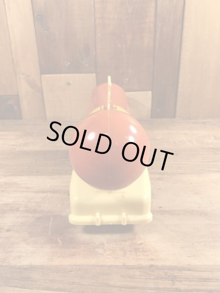 リトルオスカーメイヤーのウインナーモービルのヴィンテージのおもちゃ