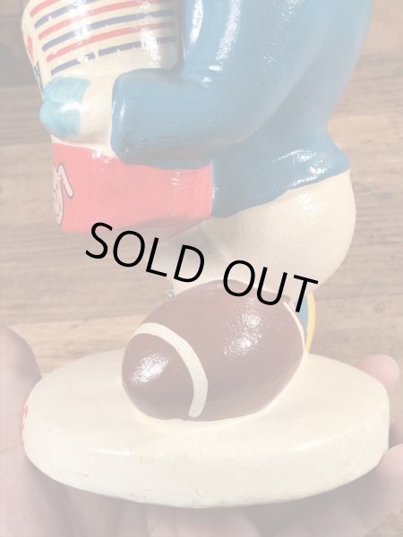 アドバタイジングキャラクターのErnie Pigのヴィンテージのコインバンクドール