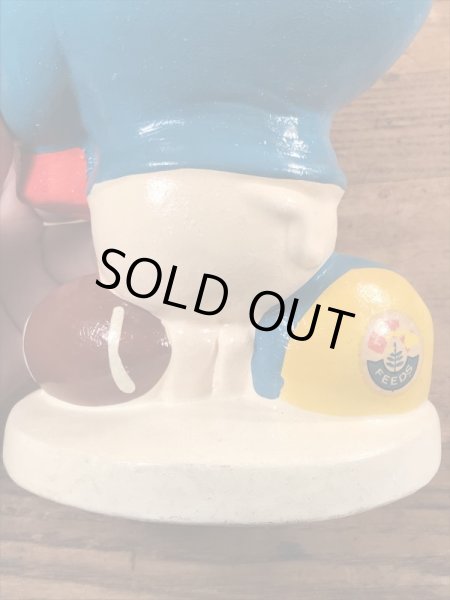 アドバタイジングキャラクターのErnie Pigのヴィンテージのコインバンクドール