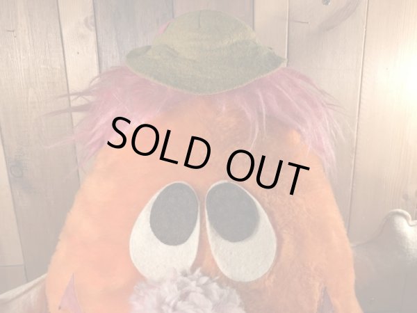 企業キャラクターのマジックマウンテントロールのビンテージのぬいぐるみ