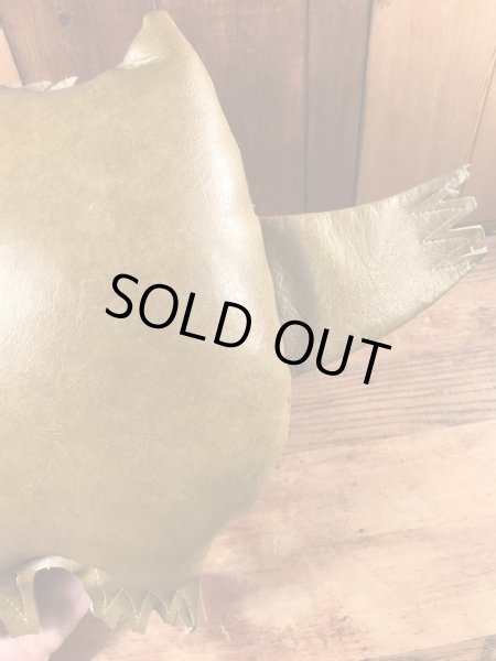 アドバタイジングキャラクターのナウガモンスターのビンテージのドール