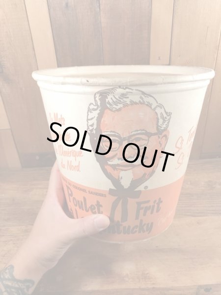 ケンタッキーフライドチキンのカーネルサンダースのヴィンテージのボックス