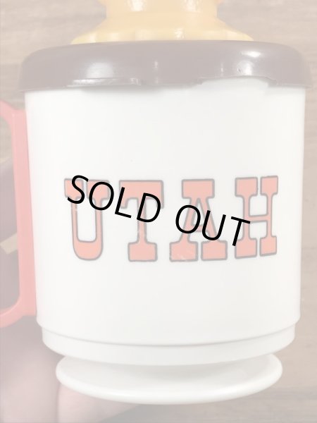 70年代のモーカウクリーマーのビンテージの容器