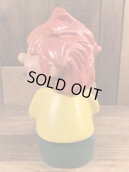 80年代のプムックルのヴィンテージの貯金箱フィギュア