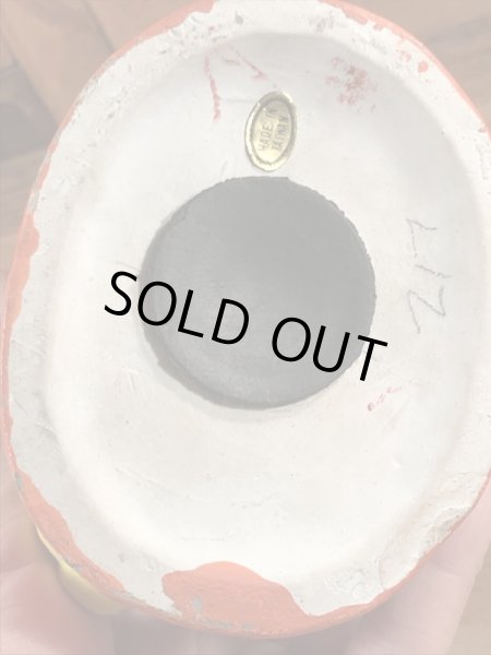 ブッシュガーデンの企業キャラクターのヴィンテージの貯金箱フィギュア