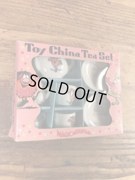 マジックマウンテントロール　ビンテージ　ミニトイチャイナティーセット　企業キャラクター　60年代