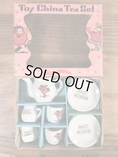 マジックマウンテントロール　ビンテージ　ミニトイチャイナティーセット　企業キャラクター　60年代