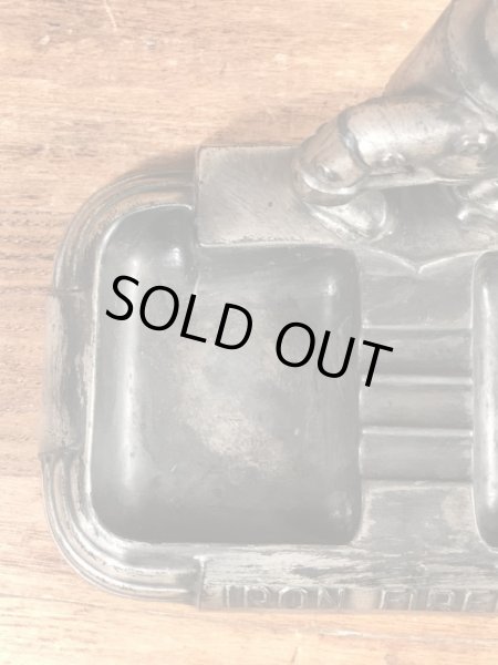 Iron Fireman　ヴィンテージ　灰皿　企業キャラクター　アドバタイジング　40’s