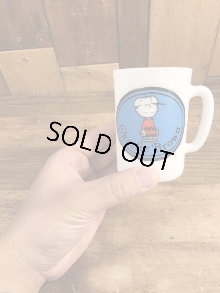 チャーリーブラウン　ヴィンテージ　マグカップ　スヌーピー　ミルクガラス