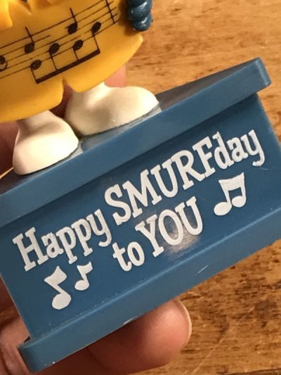 画像1: Schleich Smurf “Happy Smurfday To You” PVC Figure　スマーフ　ビンテージ　PVCフィギュア　70年代
