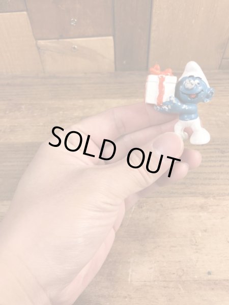 70’sのプレゼントを持ったスマーフのヴィンテージのPVC製フィギュア