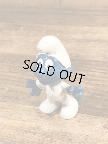 60’sのアストロノーツのSmurfのヴィンテージのPVC製フィギュア