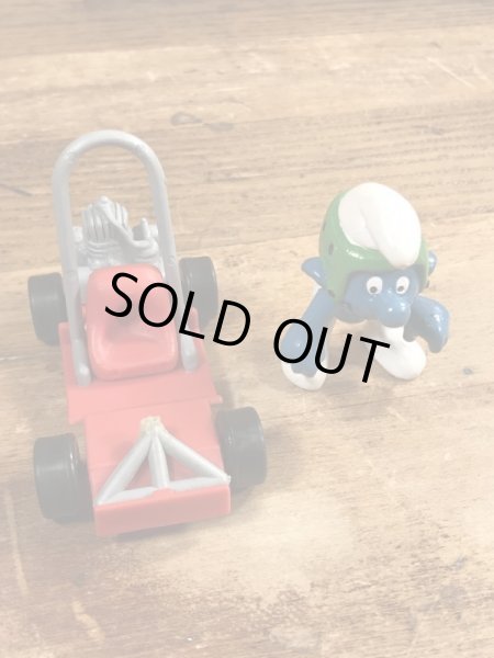 80年代頃のゴーカートに乗ったスーパースマーフのビンテージのPVCフィギュア