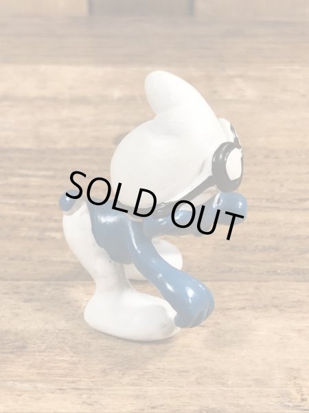 70年代頃のゴーグルをしたスーパースマーフのビンテージのPVCフィギュア