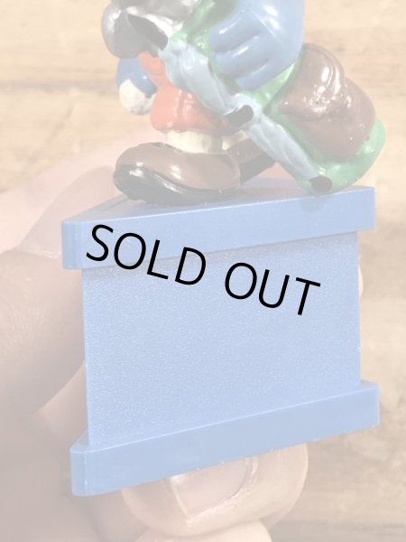 80’sのゴルフをしているスマーフのヴィンテージのPVC製フィギュア