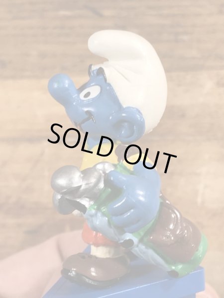 80年代頃のゴルフをしているスマーフのビンテージのPVCフィギュア