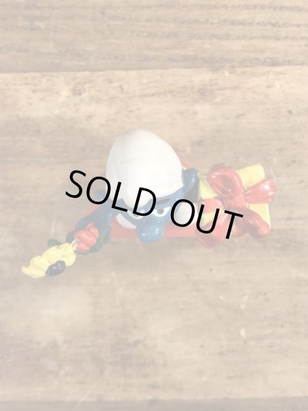 70年代頃のプレゼントを持ったスマーフのビンテージのPVCフィギュア