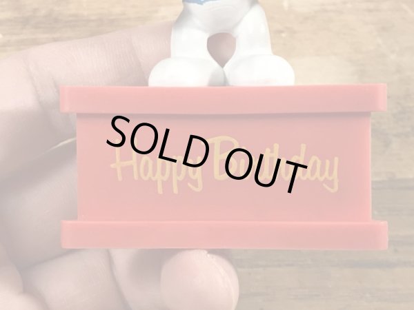 70’sのプレゼントを持ったスマーフのヴィンテージの台座付きPVC製フィギュア