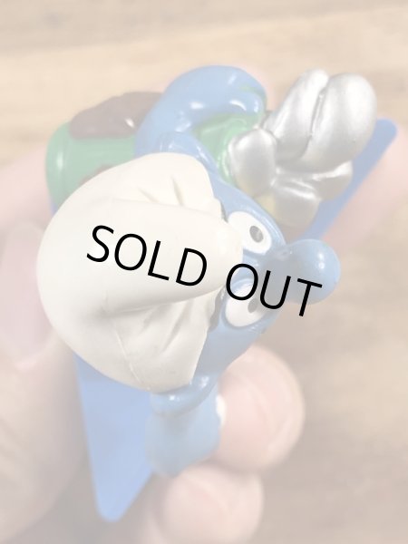 80年代頃のゴルフをしているスマーフのビンテージのPVCフィギュア