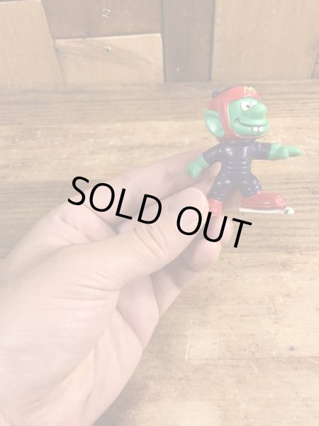 80年代頃のスケートをしているアストロスニックのビンテージのPVCフィギュア