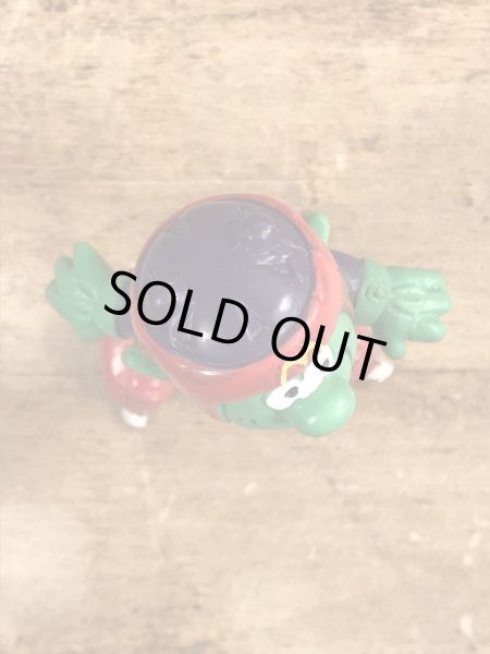 80年代頃のスケートをしているアストロスニックのビンテージのPVCフィギュア