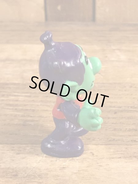 80年代頃のドリンクを持ったアストロスニックのビンテージのPVCフィギュア