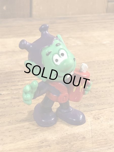 80年代頃のドリンクを持ったアストロスニックのビンテージのPVCフィギュア