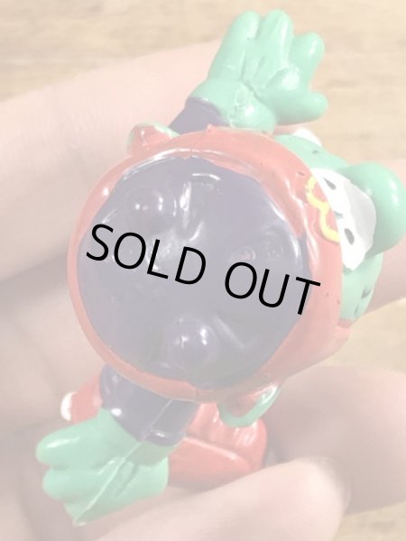 80年代頃のアイススケートをしているアストロスニックのビンテージのPVCフィギュア