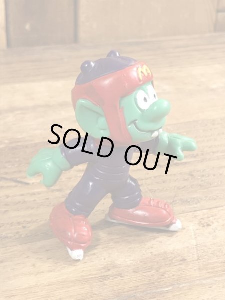 80年代頃のアイススケートをしているアストロスニックのビンテージのPVCフィギュア