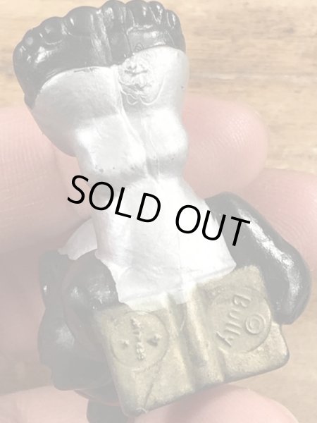 80’sの寝ながら本を読んでいるアストロスニックのヴィンテージのPVC製フィギュア