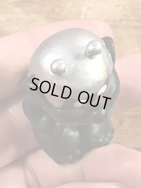 80年代頃のトイレをしているアストロスニックのビンテージのPVCフィギュア