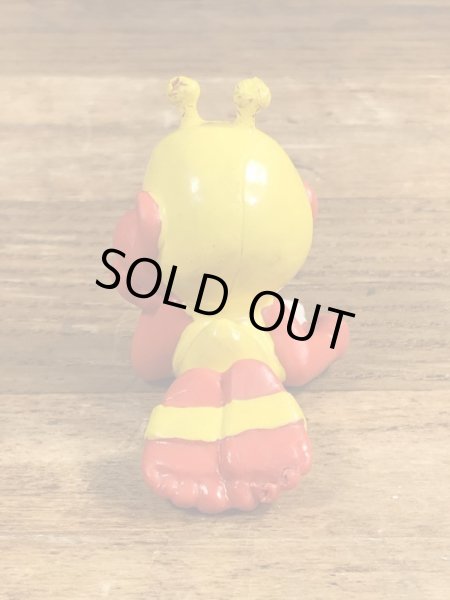 80’sの寝そべって本を読んでいるアストロスニックのヴィンテージのPVC製フィギュア