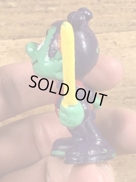 80’sのフラッグを持ったアストロスニックのヴィンテージのPVC製フィギュア