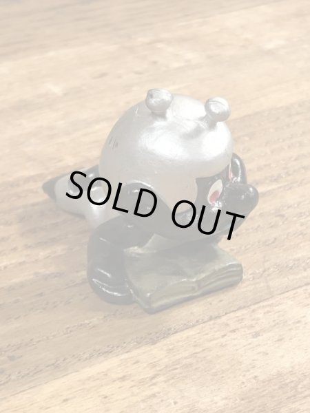 80年代頃の寝ながら本を読んでいるアストロスニックのビンテージのPVCフィギュア