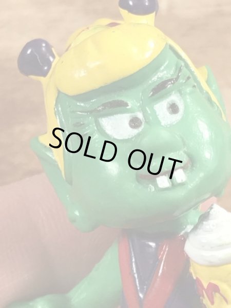 80年代頃のソフトクリームを持ったアストロスニックのビンテージのPVCフィギュア