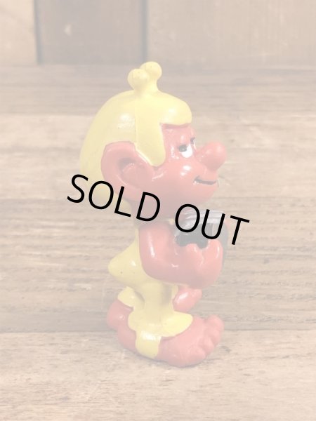 80年代頃のアコーディオンを弾いているアストロスニックのビンテージのPVCフィギュア