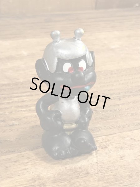 80年代頃のトイレをしているアストロスニックのビンテージのPVCフィギュア