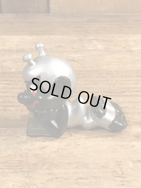 80’sの寝ながら本を読んでいるアストロスニックのヴィンテージのPVC製フィギュア