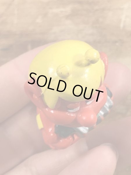 80年代頃のアコーディオンを弾いているアストロスニックのビンテージのPVCフィギュア