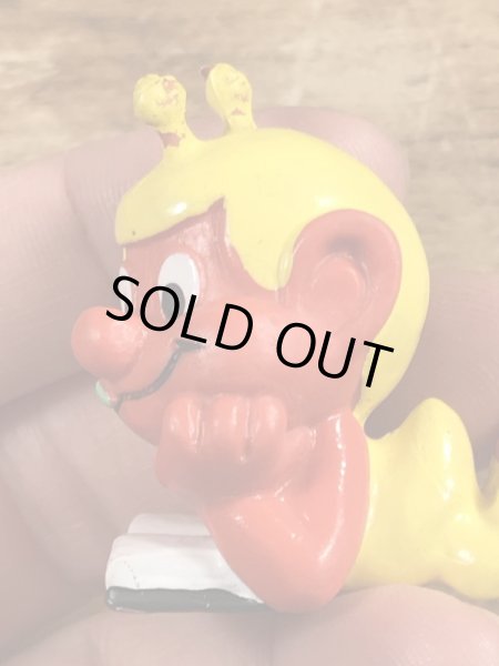 80’sの寝そべって本を読んでいるアストロスニックのヴィンテージのPVC製フィギュア